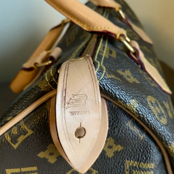 Leather Elegant Brown Monogram Duffel Bag - Picture 8 of 14